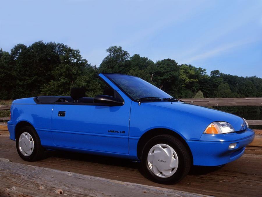  Geo Metro Convertible 1990 года  (фото 3 из 4)